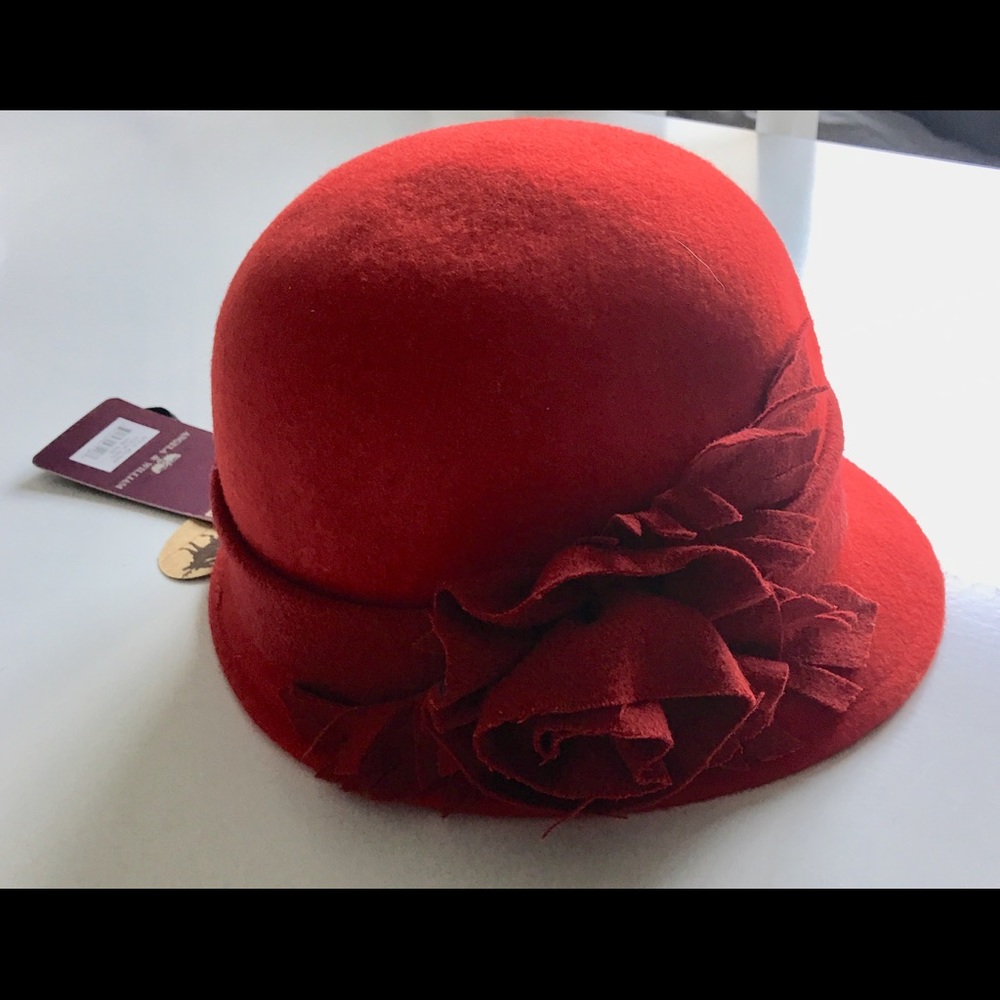 🔥SELL 🛍💝 NEW! Red derby hat